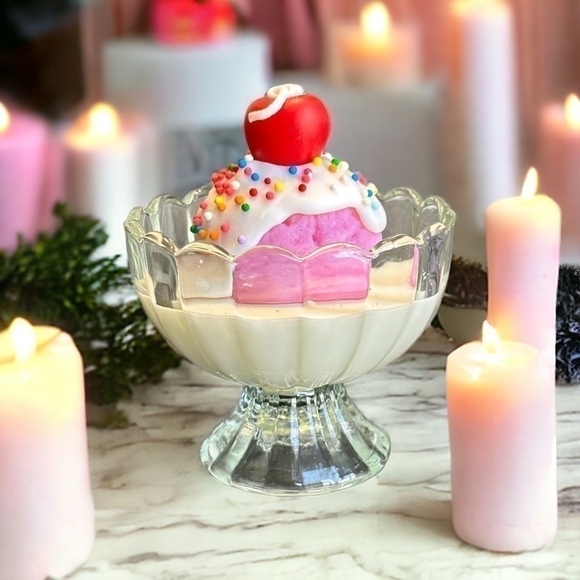 ⚠️SALE Candle // Handmade Pink Ice Cream And Sprinkles Candle SEND OFFERS🥳 - Picture 4 of 5